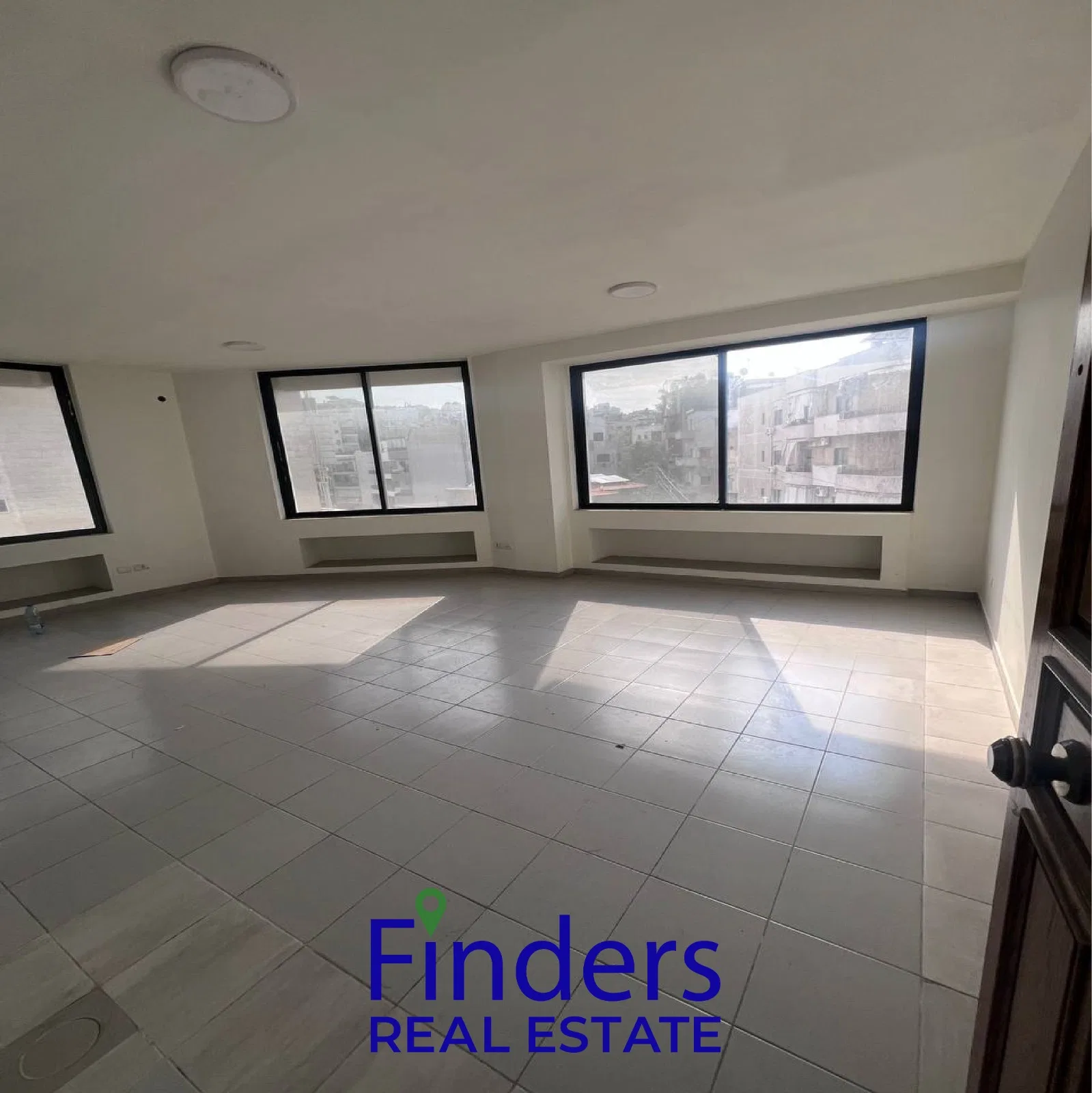 Office for rent in Hazmieh!, photo 2
