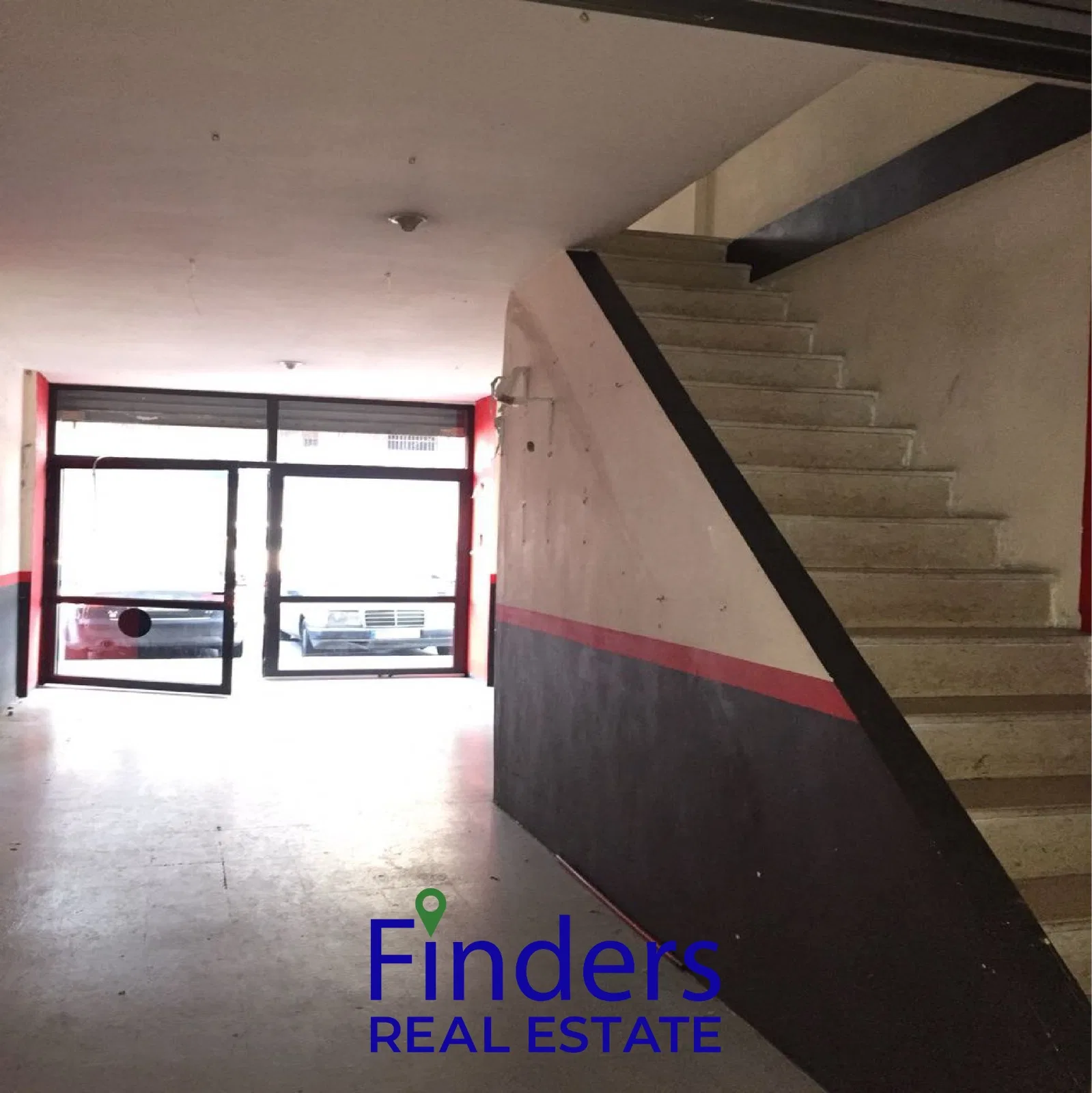 A 3-floor shop for rent in Sad El Baouchriyeh!, photo 2