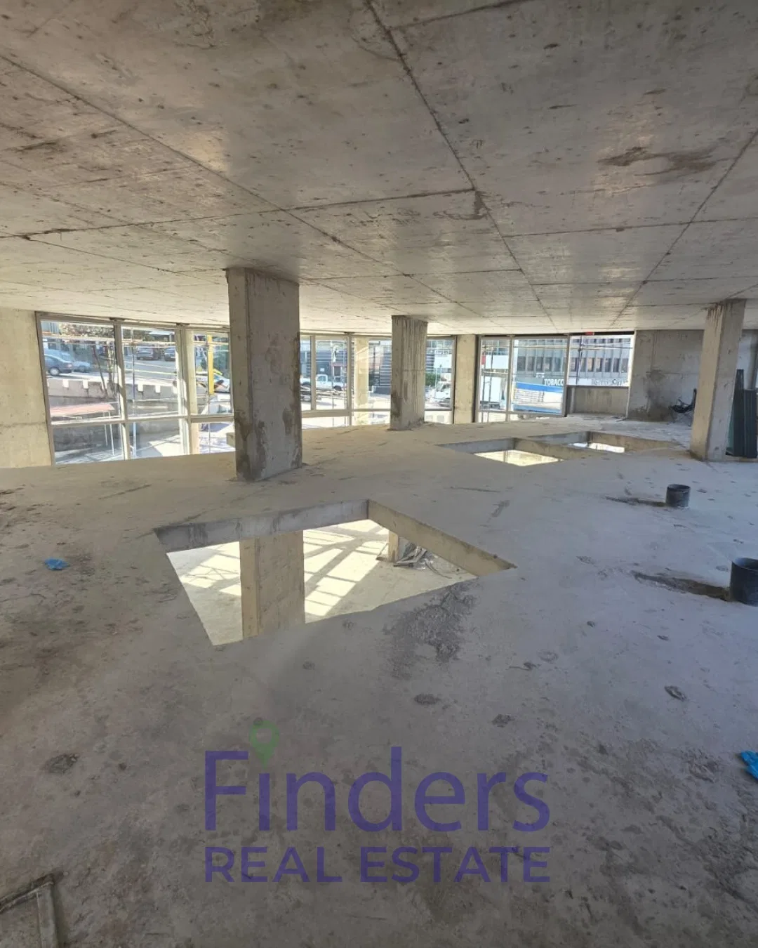 3-Floor Commercial Building for Sale in Mazraat Yachouh!, photo 7