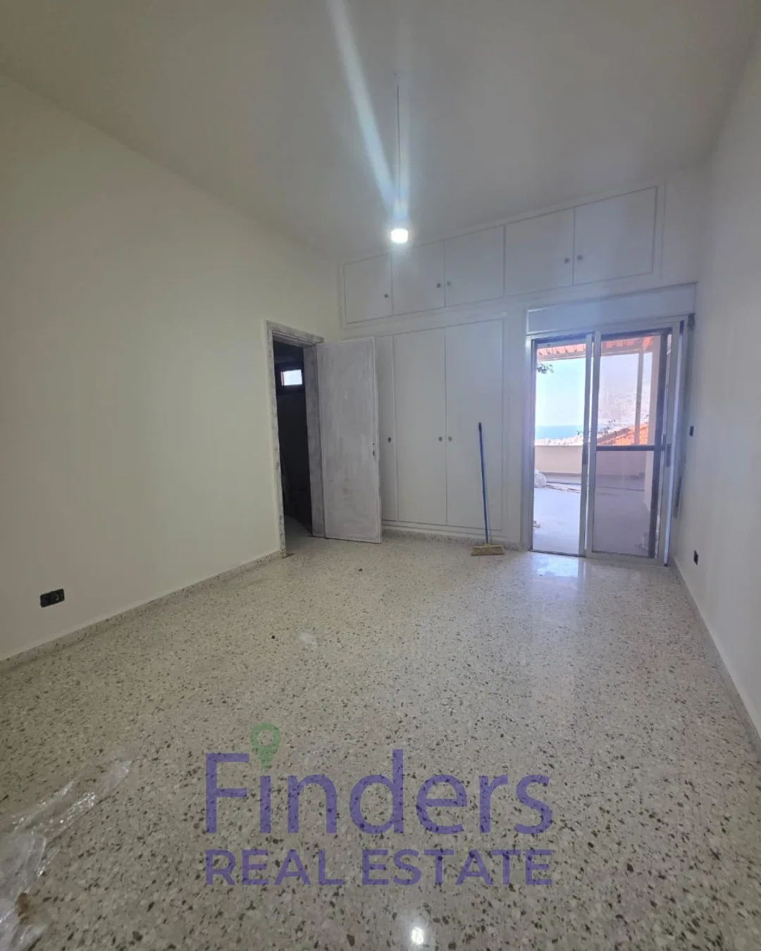 Apartment for Sale in Mazraat Yachouh!, photo 5