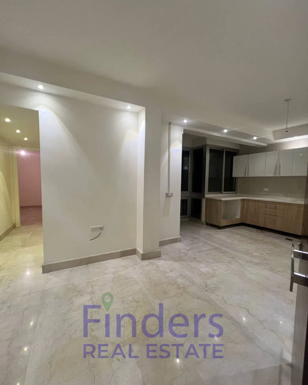 Apartment for sale in Ras Al Nabaa!, photo 2