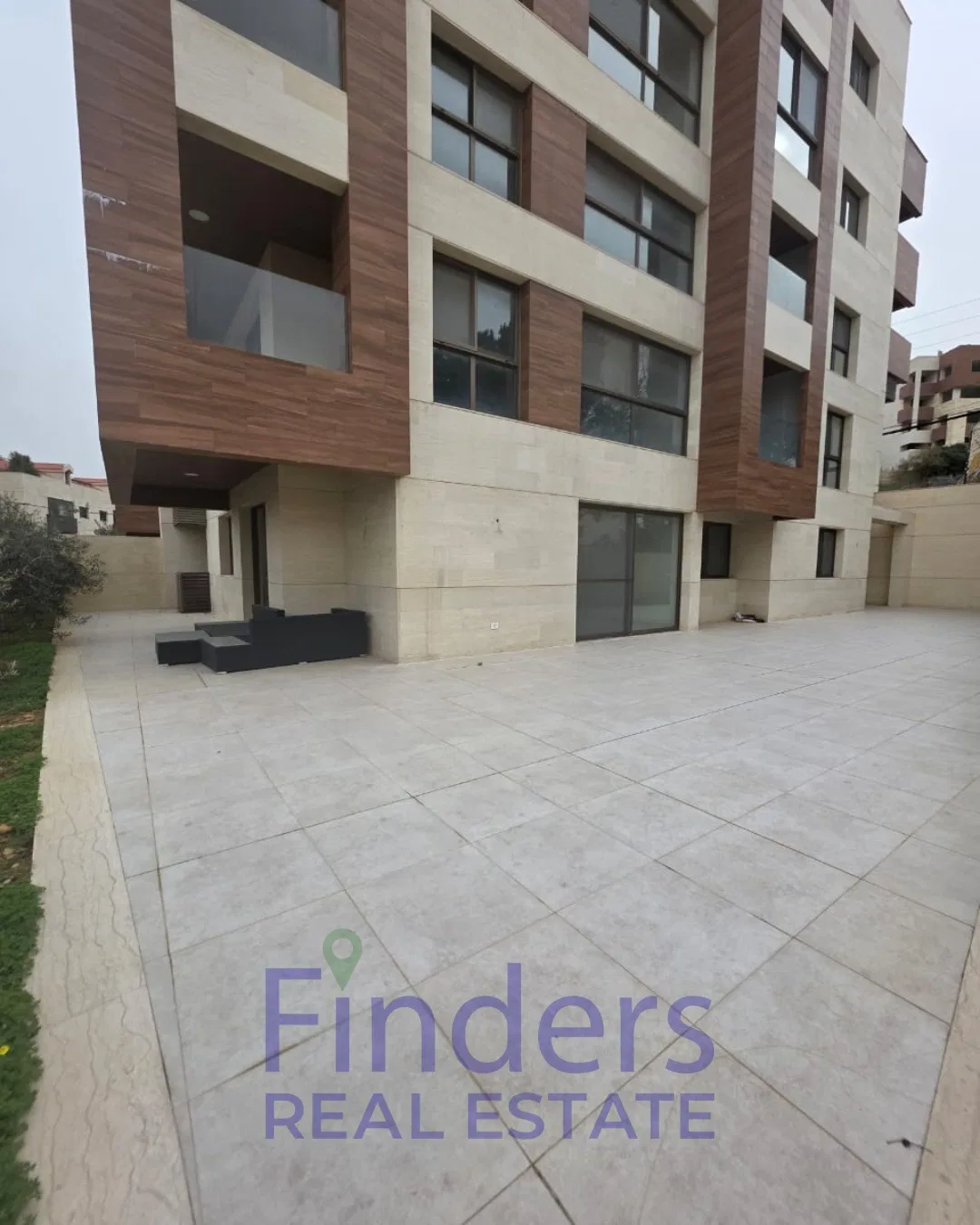 Shop for Rent in Cornet Chahwan!, photo 2
