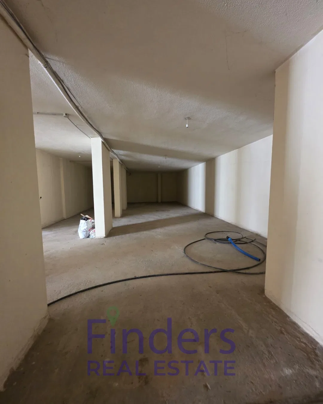 Warehouse for rent in Mazraat Yachouh!, photo 3
