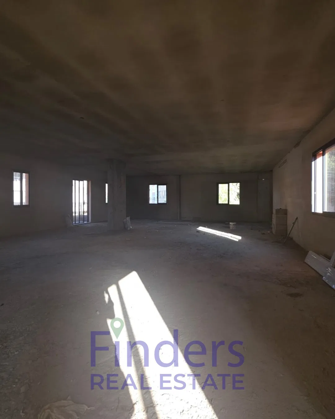 Industrial Building for rent in Mazraat Yachouh!, photo 3