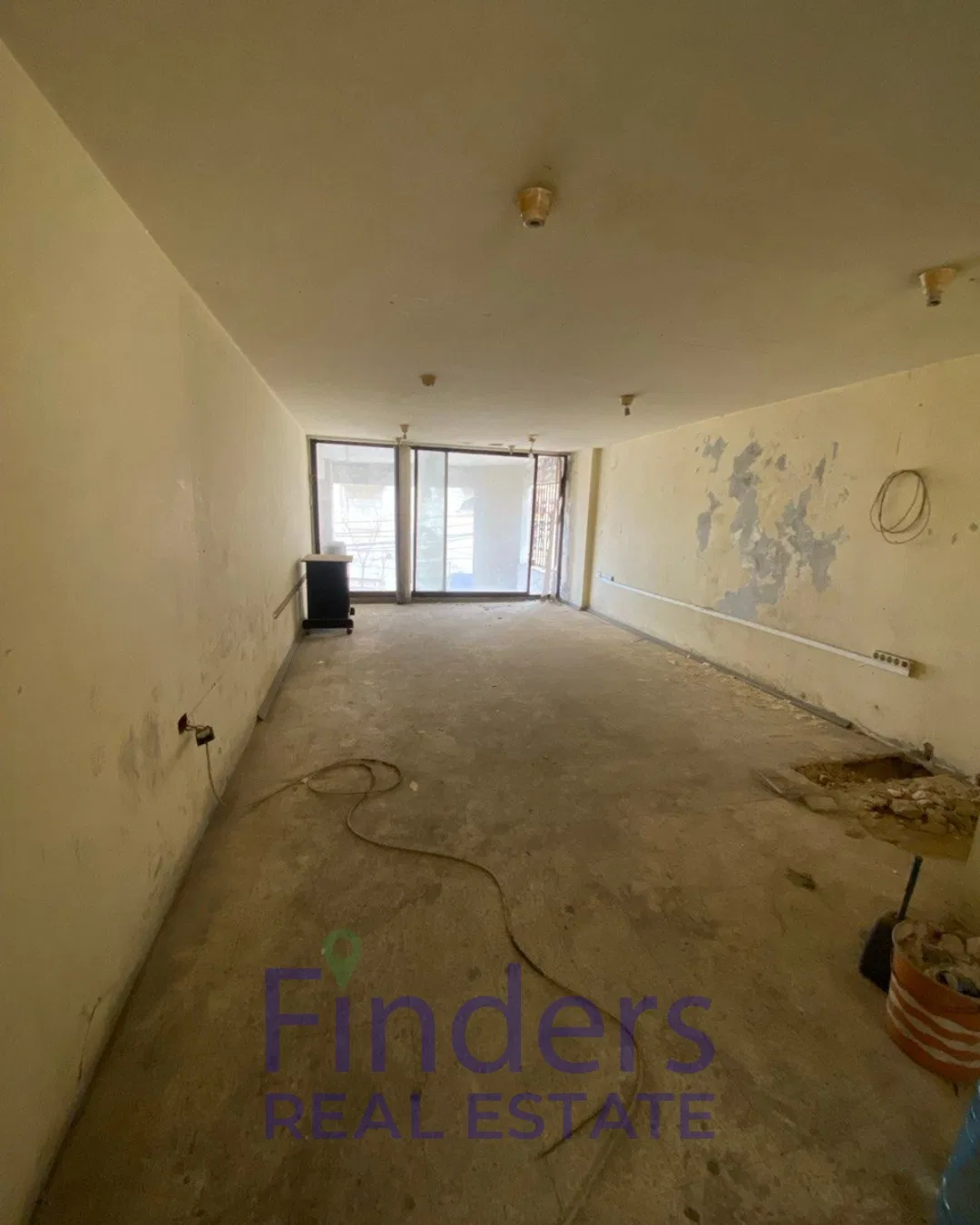 2-Floor shop for rent in Beit Mery!, photo 3