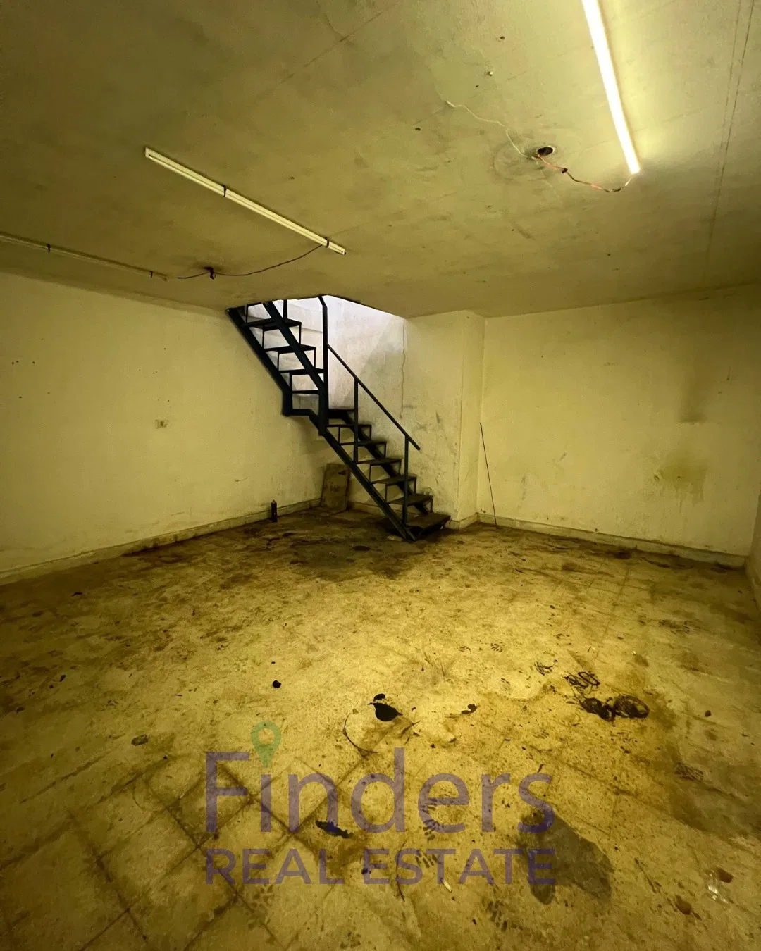 3-Floor shop for rent in Zalka!, photo 4