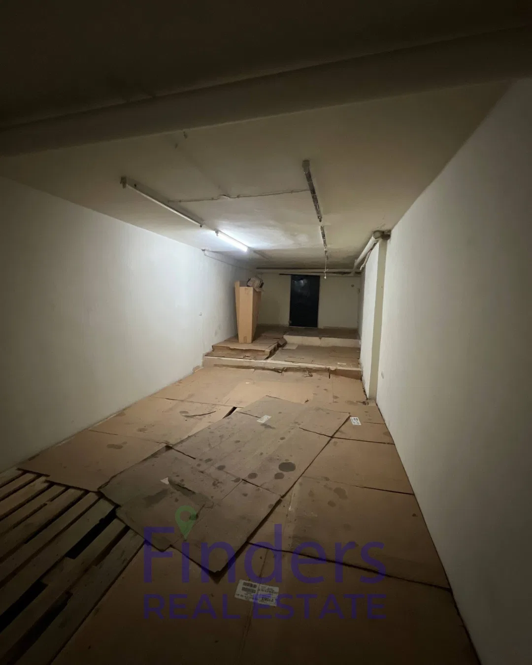 3-Floor shop for sale in Zalka!, photo 5