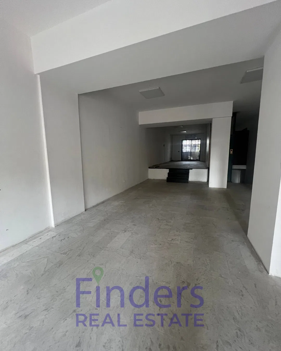 3-Floor shop for sale in Zalka!, photo 4
