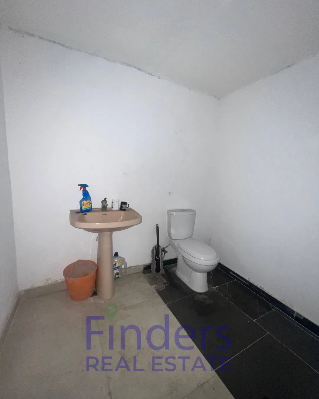 3-Floor shop for sale in Zalka!, photo 5