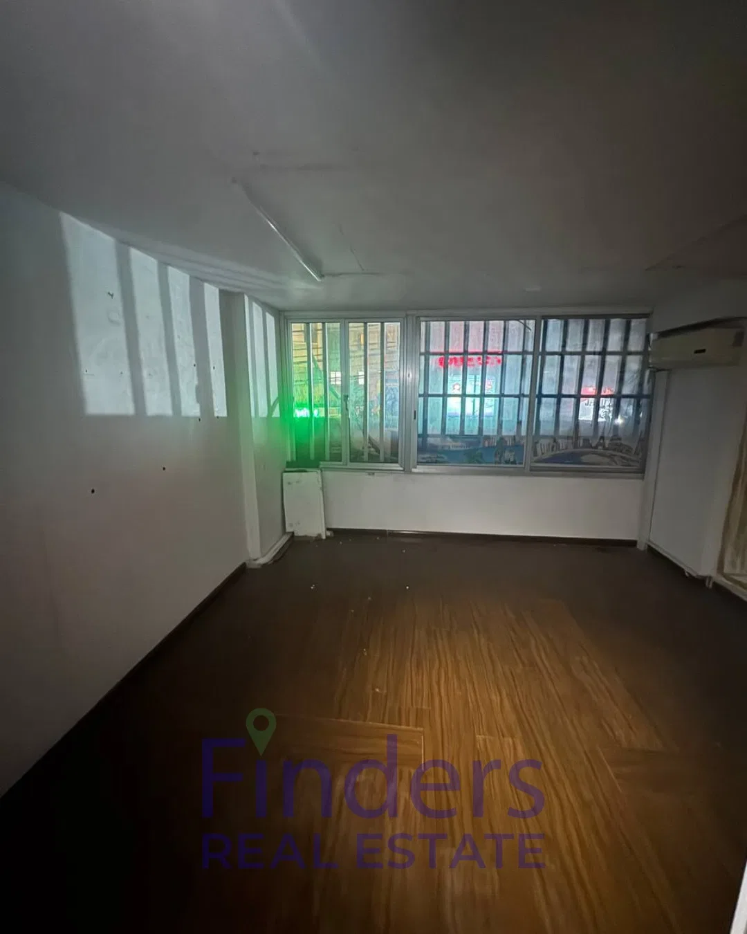3-Floor shop for rent in Jal El Dib!, photo 2