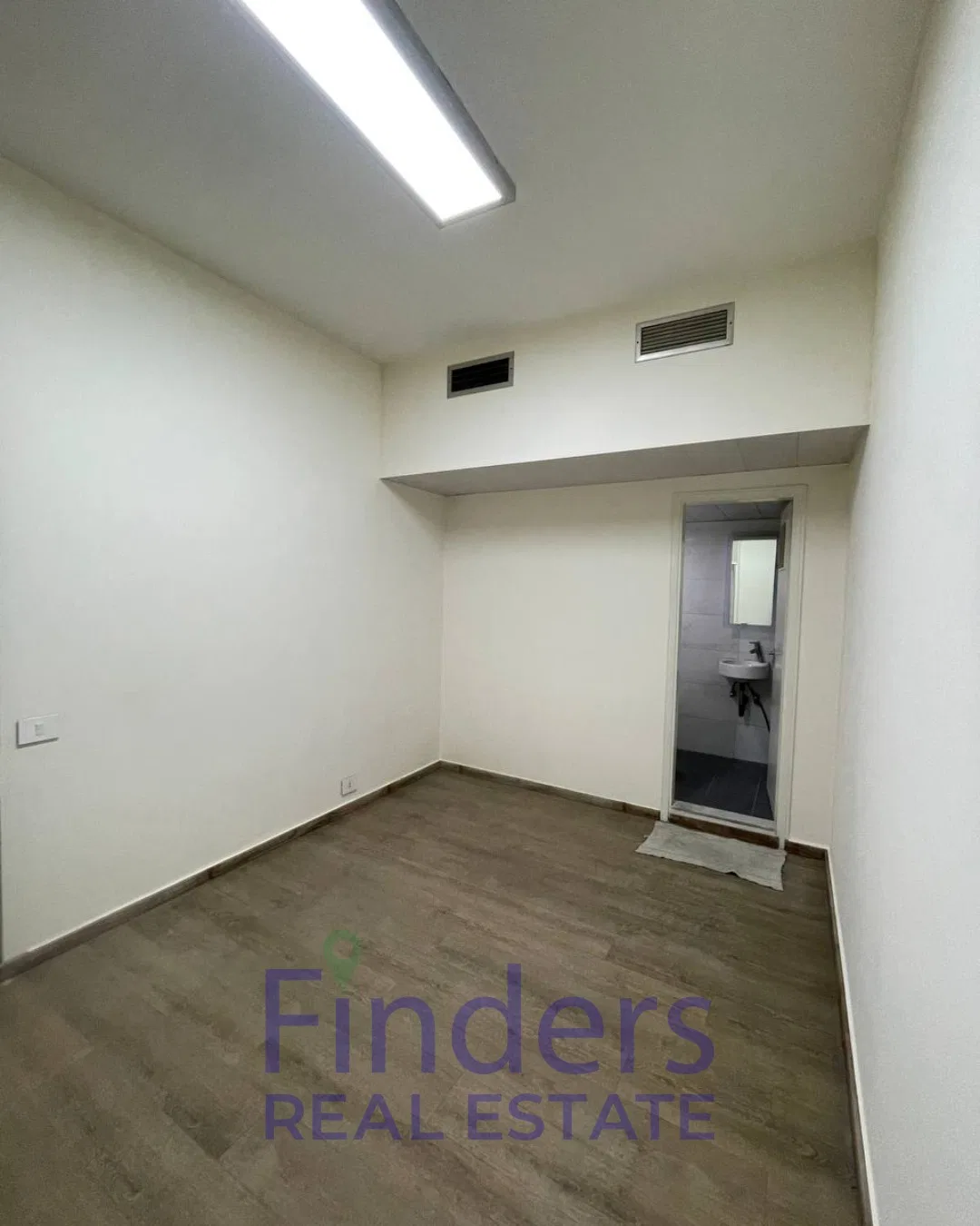 Office for rent in Achrafieh!, photo 9
