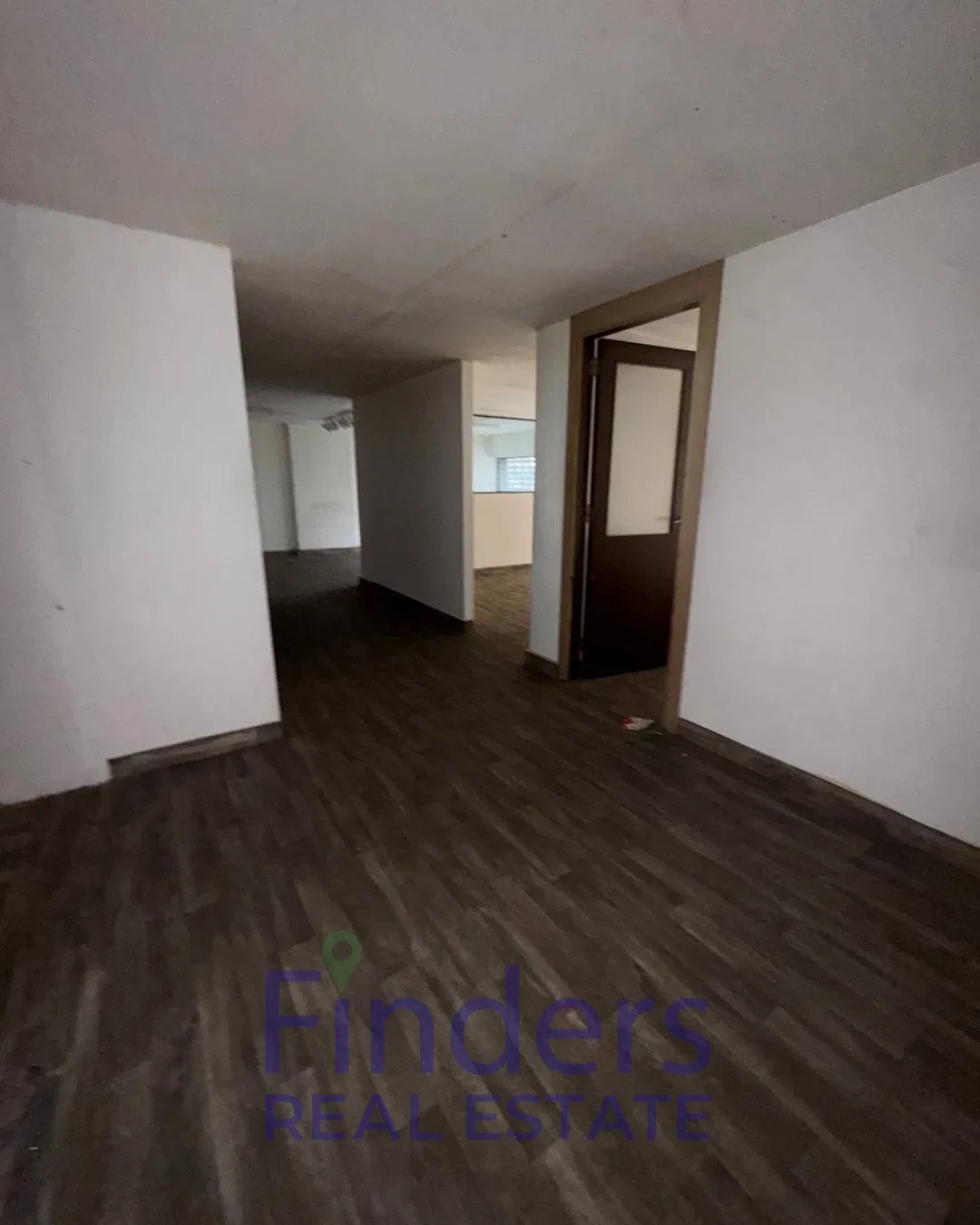 3-Floor shop for sale in Baouchriye!, photo 2
