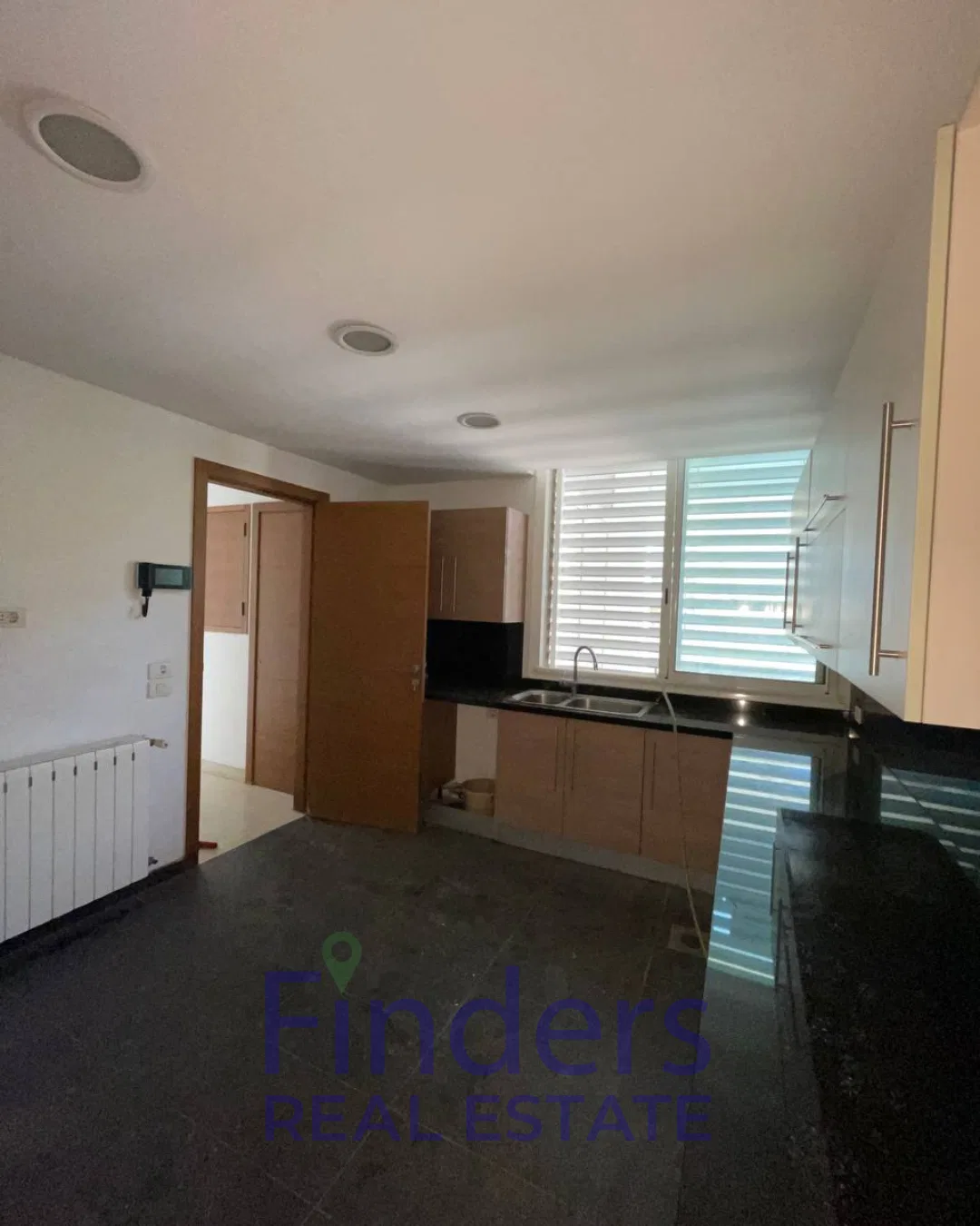 Apartment for sale in Achrafieh-Sassine, photo 2