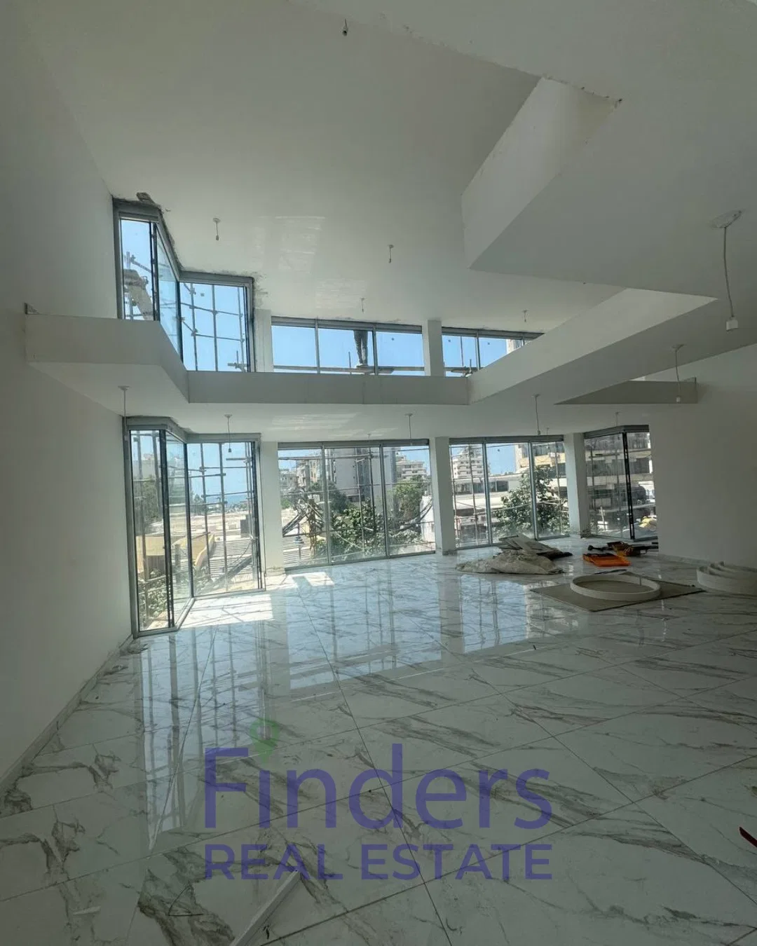 A 2-floor showroom for rent in Jal El Dib!, photo 2