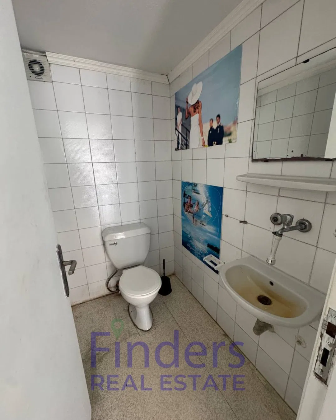 3-Floor shop for rent in Jal El Dib!, photo 4