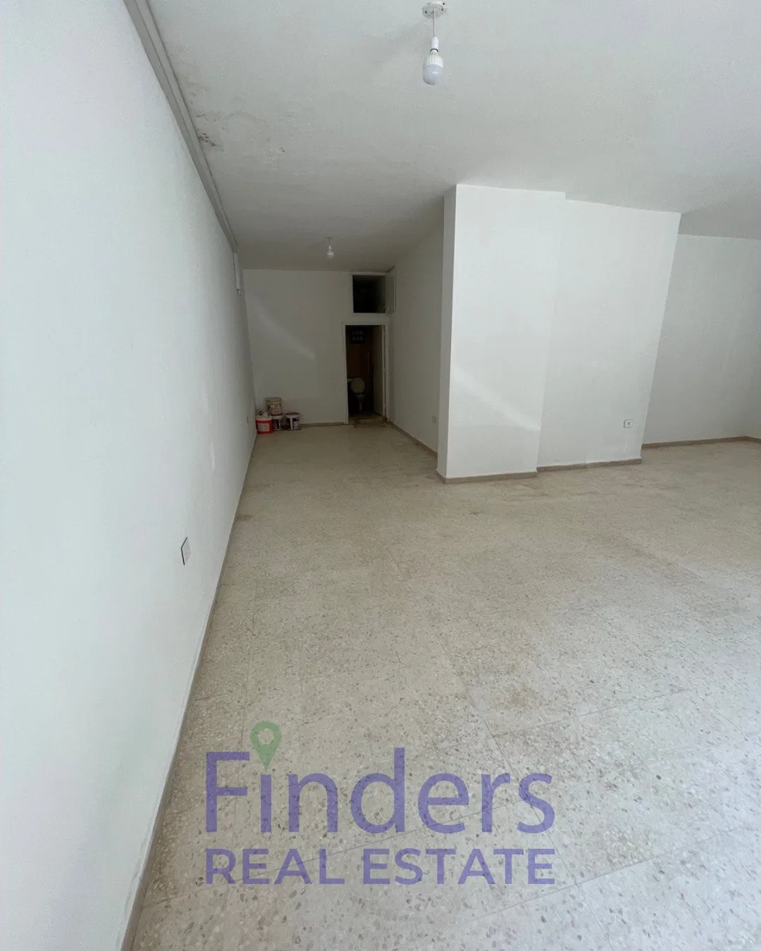 Shop for rent in Sabtieh!, photo 3