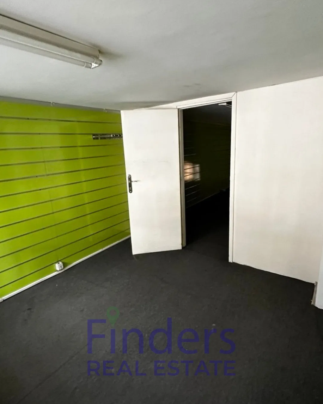 2-Floor shop for rent in Sad El Baouchriyeh!, photo 2