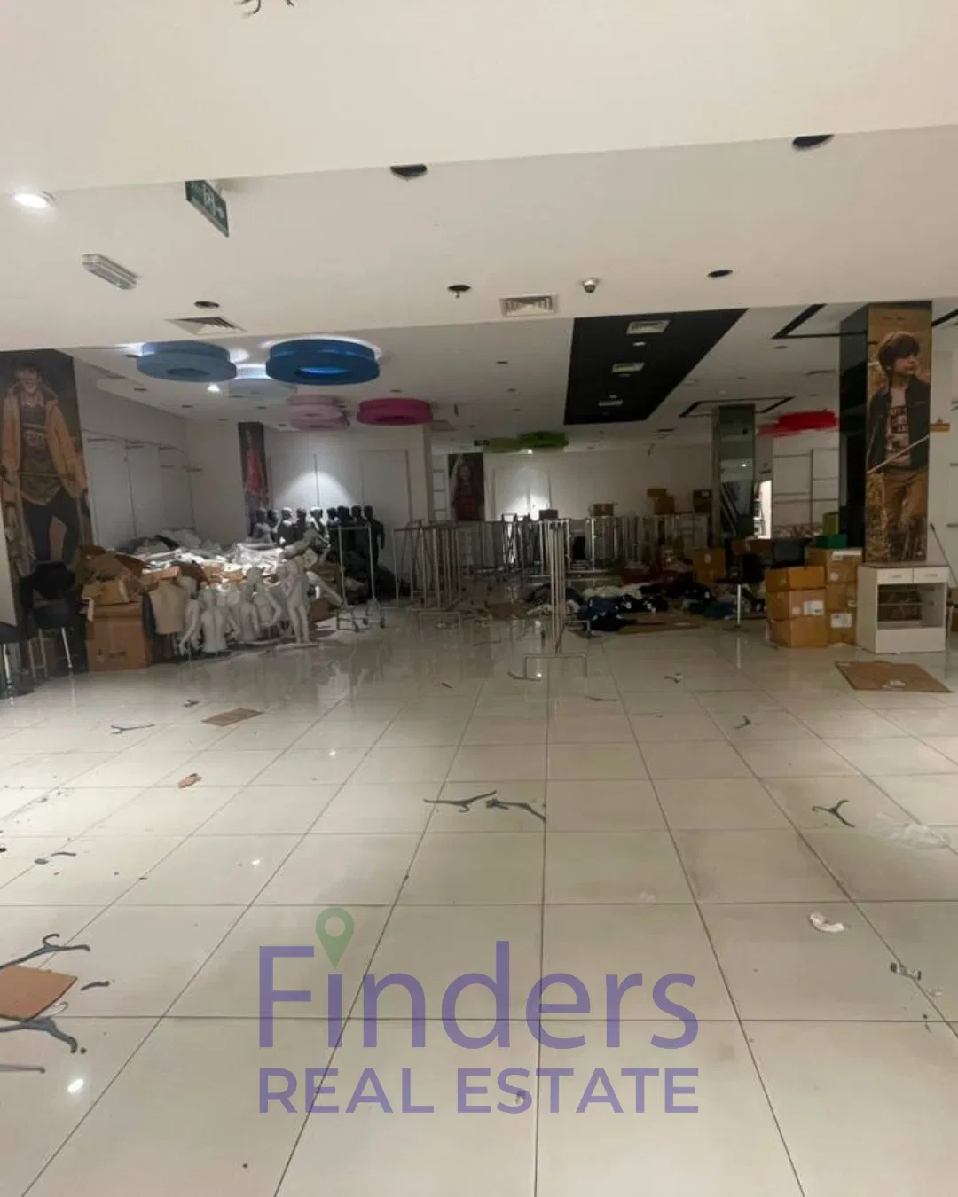 3-Floor shop for rent in Hamra!, photo 3