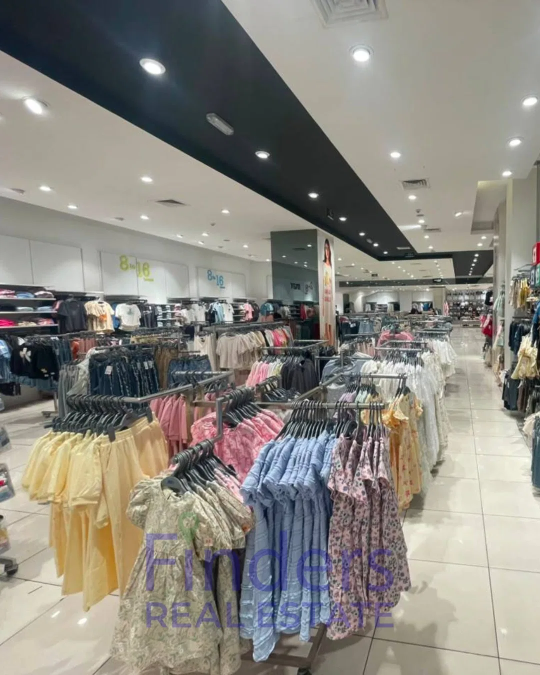 3-Floor shop for rent in Hamra!, photo 4