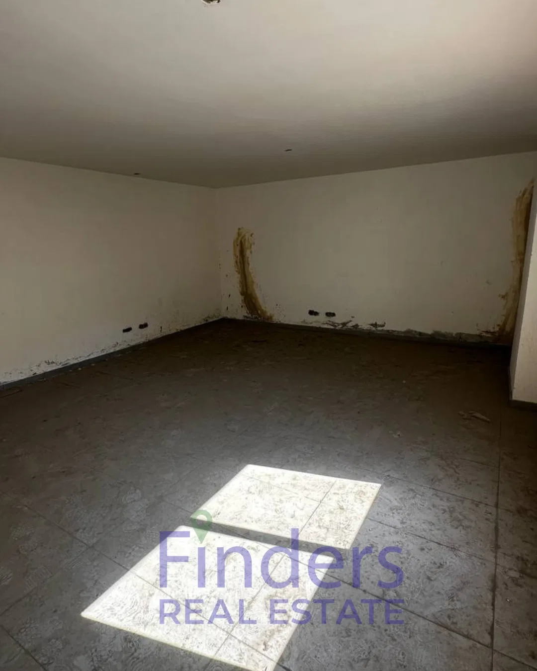 3-Floor shop for sale in Baouchriye!, photo 7