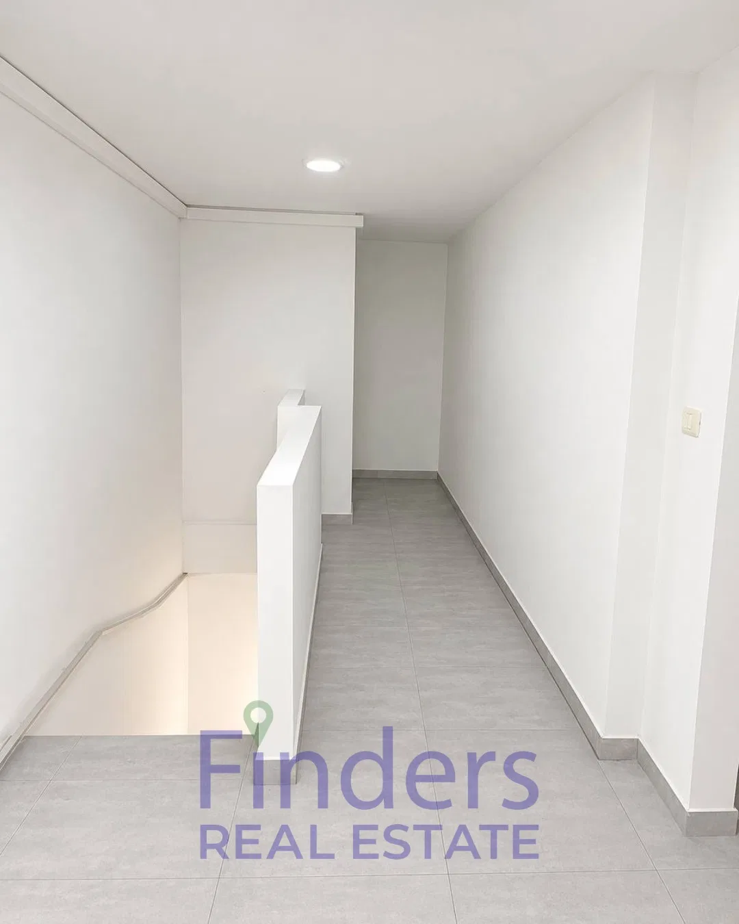 2-Floor shop for rent in Jal El Dib!, photo 2