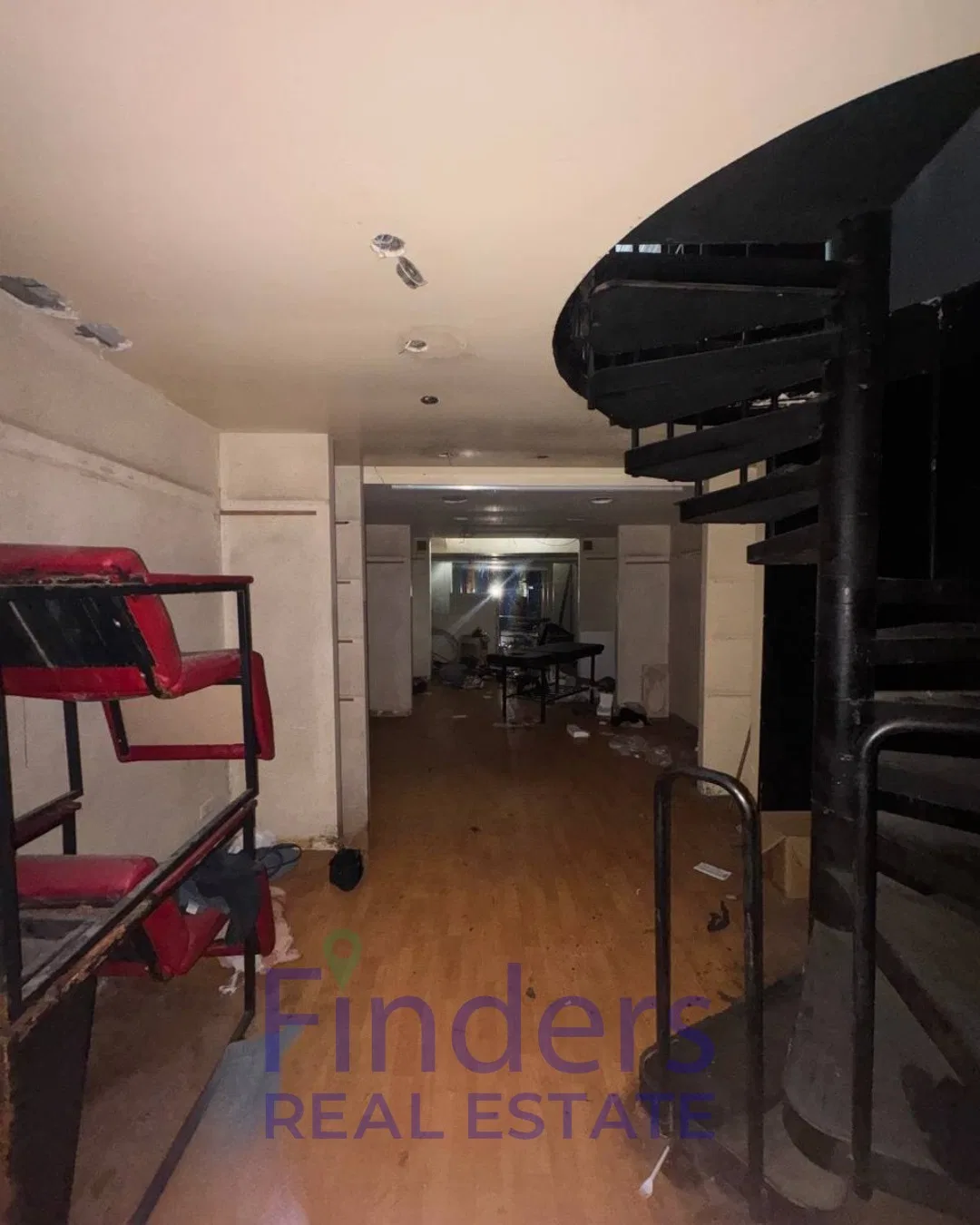 3-Floor shop for rent in Jal El Dib!, photo 4