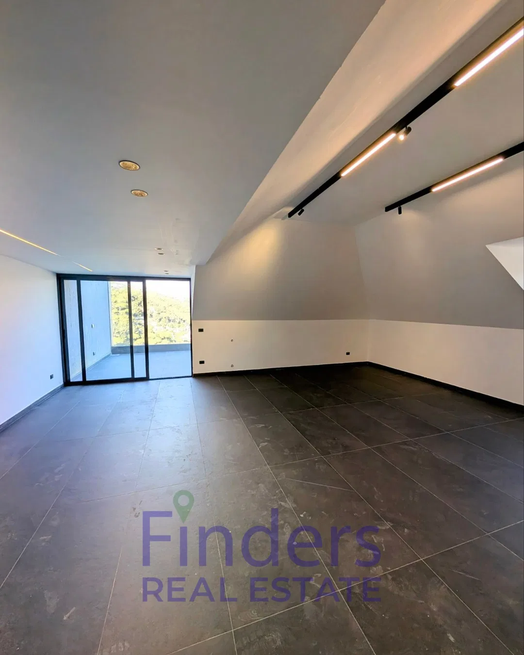 Duplex for sale in Broummana-Elouyoun!, photo 2