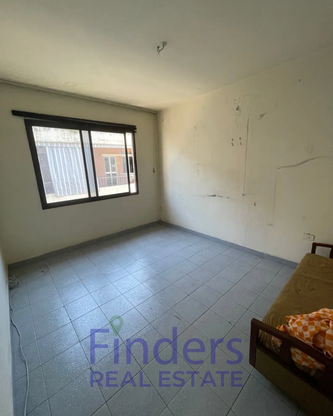 Office for rent in Ain El Remmaneh!, photo 2