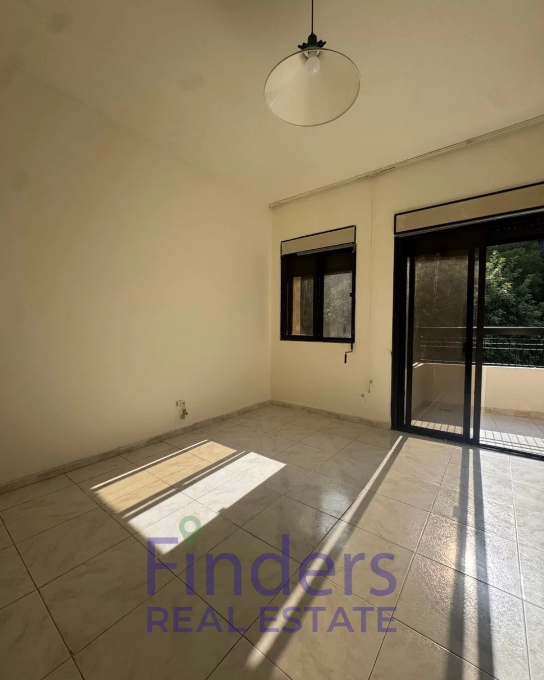 Apartment for rent in Jouret El Ballout!, photo 2