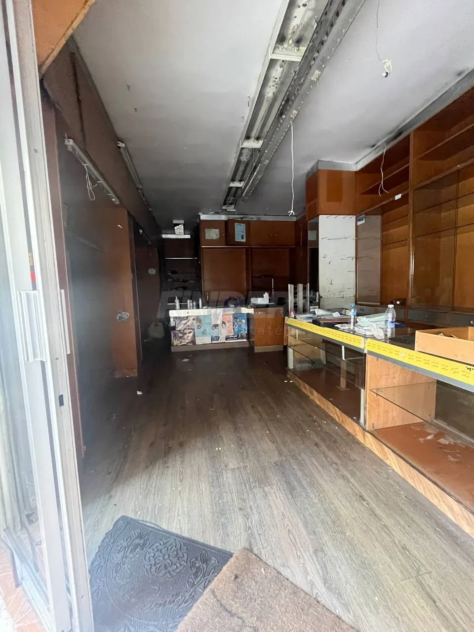 Shop for rent in Verdun!, photo 2