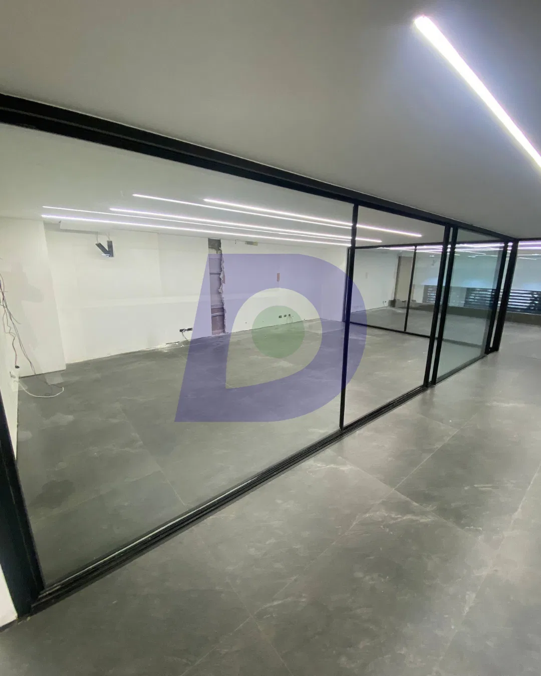 3-Floor shop for rent in Hamra!, photo 2