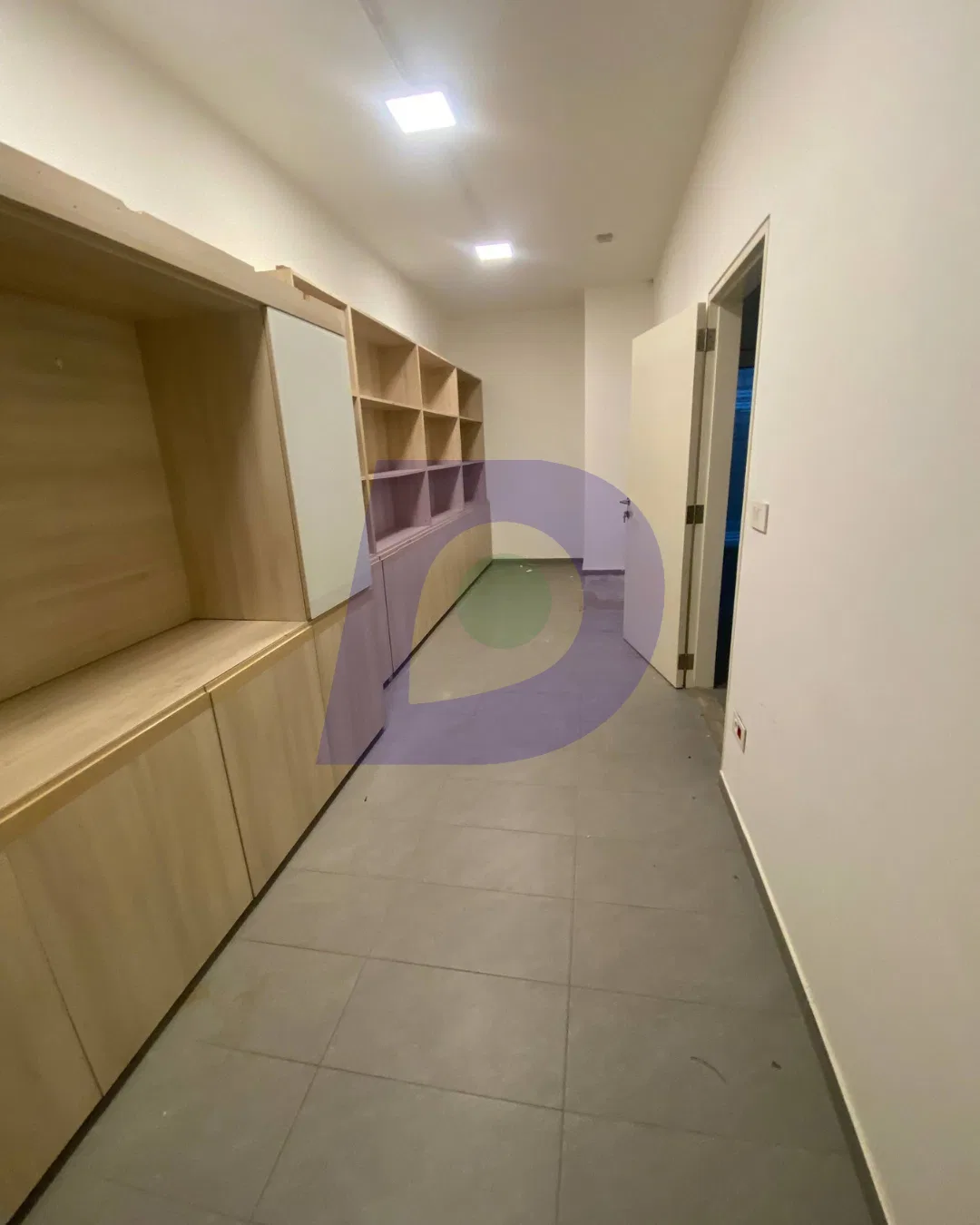 3-Floor shop for rent in Hamra!, photo 8